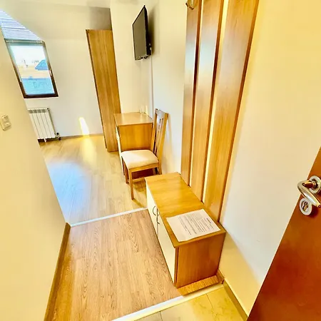 Tm House - Private Pensiune 3*