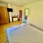 Tm House - Private Pensionat 3*