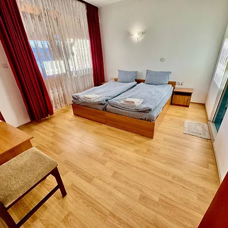 Tm House - Private 招待所 班斯科