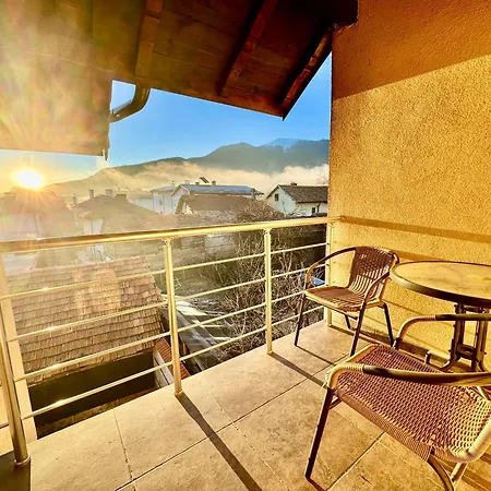 Tm House - Private 3* 班斯科